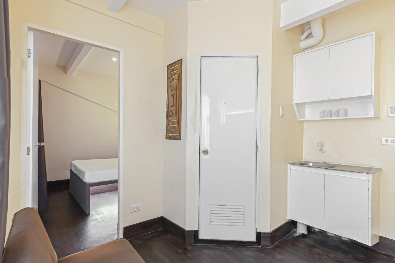 Selah Lofts Hotel Pasay Exterior photo